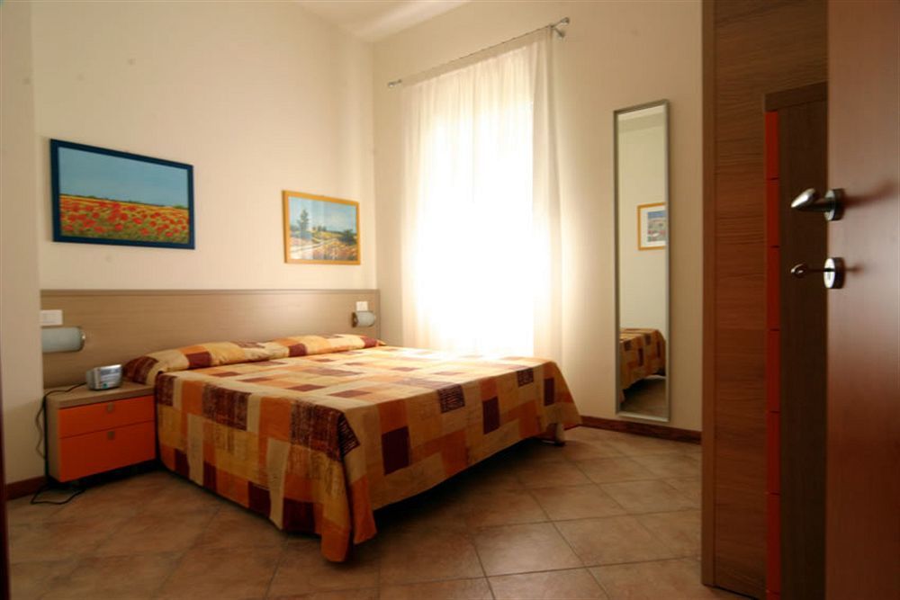 קאורלה Aparthotel Gioia מראה חיצוני תמונה