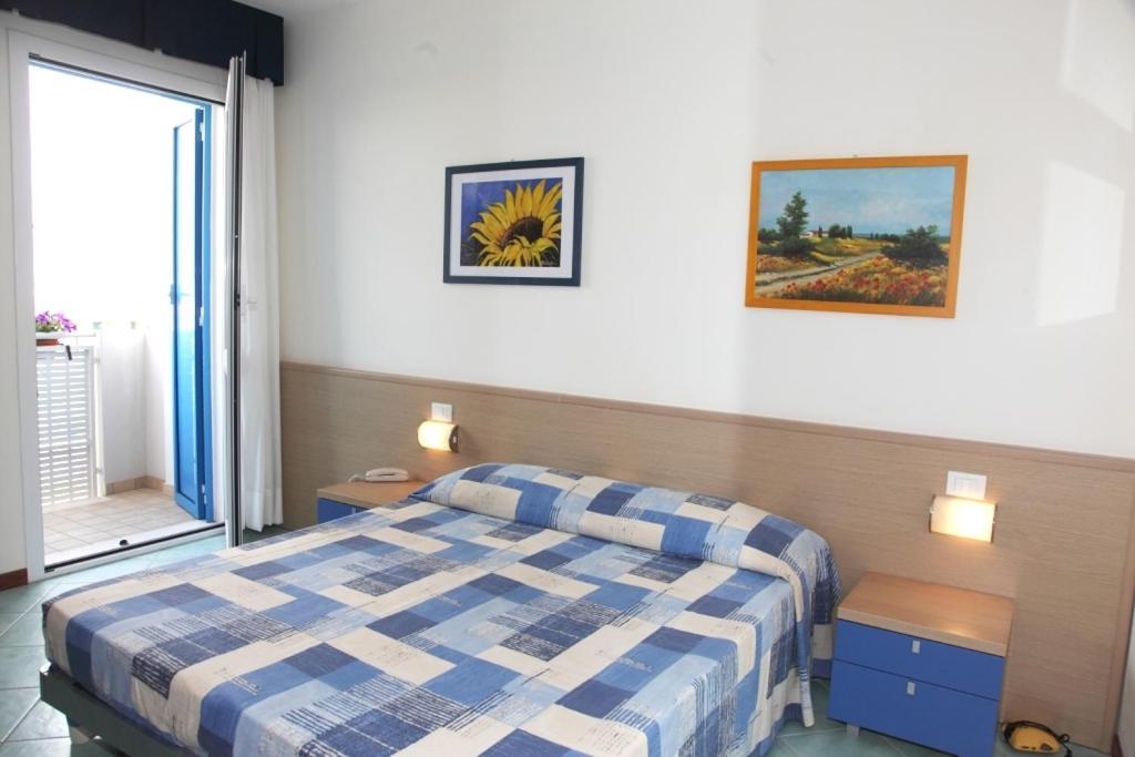 קאורלה Aparthotel Gioia מראה חיצוני תמונה